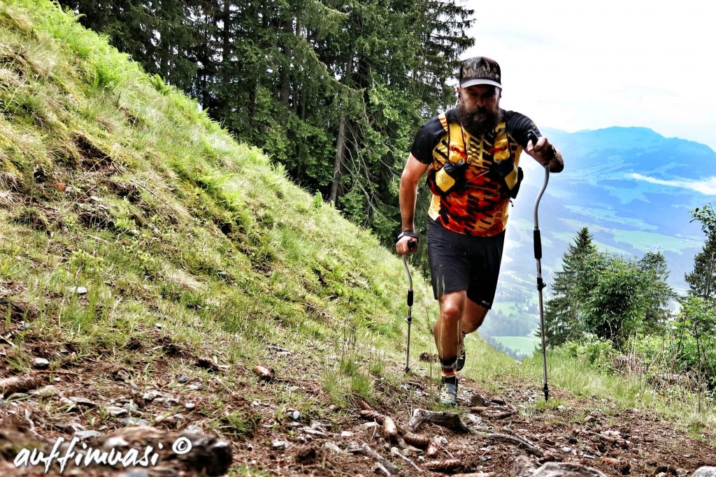 nwcurve, sky, race, poles, trailrunning