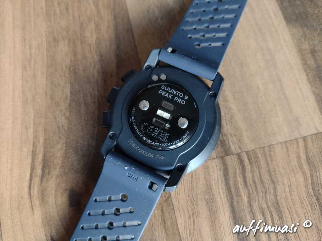 suunto, peak, 9, pro, gps, review, test, sportuhr