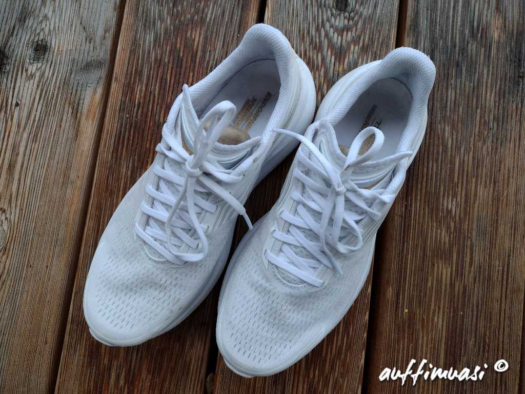 saucony, endorphin, shift, running, review, test, laufen